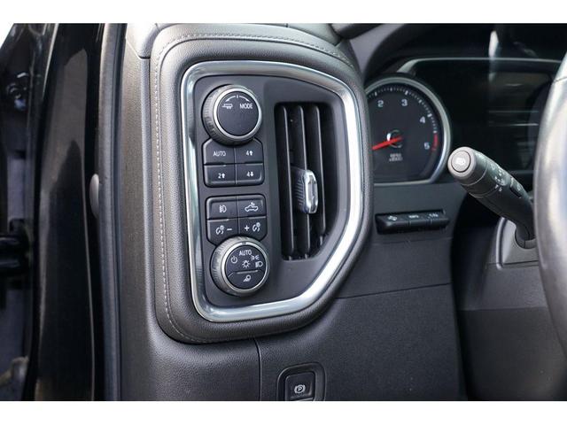 Photo of 2022 Black Chevrolet Silverado 2500