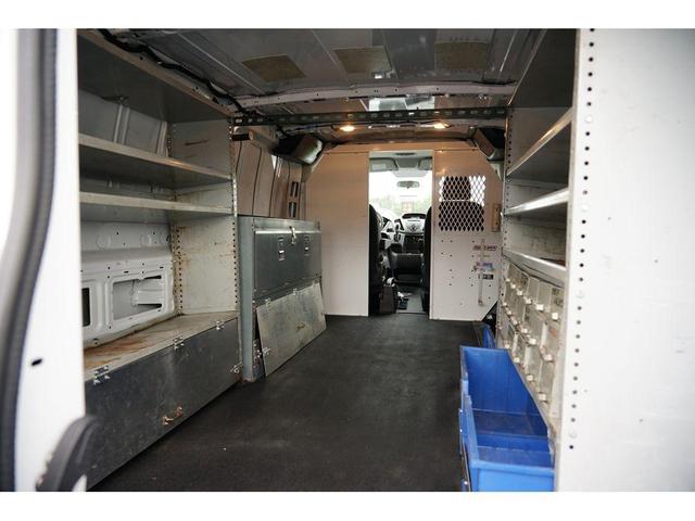 Photo of 2015 Oxford White Ford Transit-350