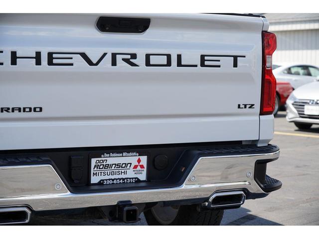 Photo of 2023 Iridescent Pearl Tricoat Chevrolet Silverado 1500