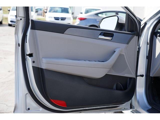 Photo of 2018 Symphony Silver Hyundai SONATA