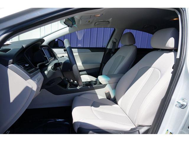 Photo of 2018 Symphony Silver Hyundai SONATA