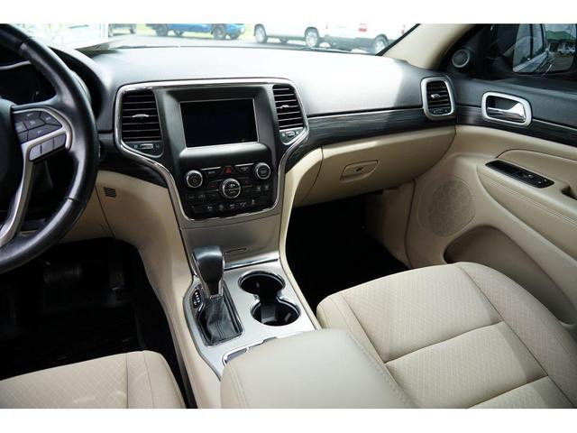 Photo of 2021 Diamond Black Jeep Grand Cherokee