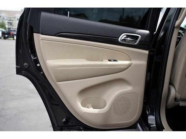 Photo of 2021 Diamond Black Jeep Grand Cherokee