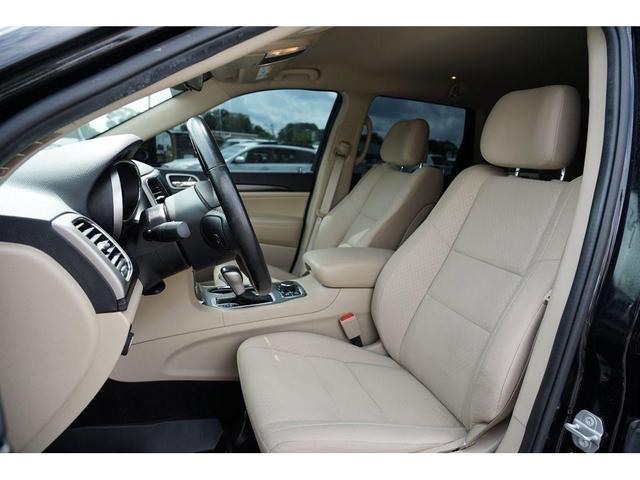 Photo of 2021 Diamond Black Jeep Grand Cherokee