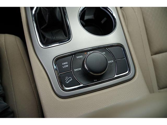 Photo of 2021 Diamond Black Jeep Grand Cherokee