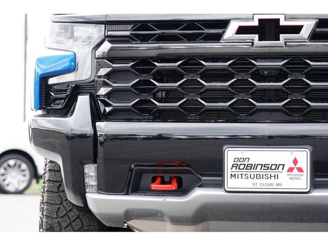Photo of 2024 Glacier Blue Metallic Chevrolet Silverado 1500