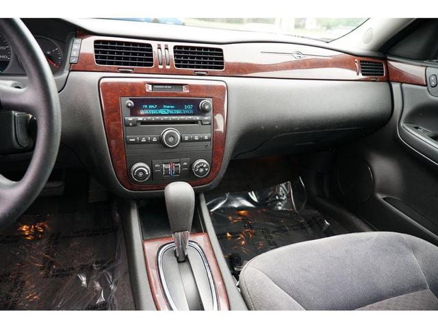 Photo of 2010 Summit White Chevrolet Impala