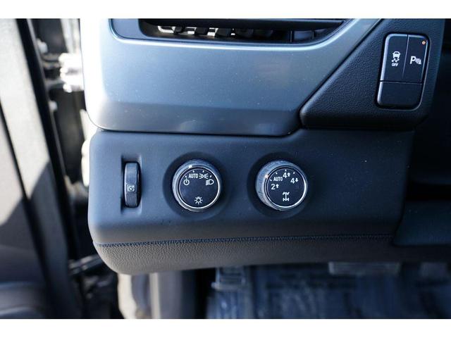 Photo of 2015 Tungsten Metallic Chevrolet Tahoe