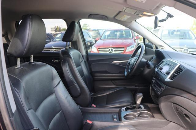 Photo of 2017 Crystal Black Pearl Honda Ridgeline