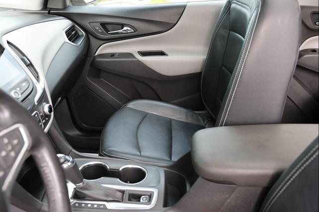 Photo of 2018 Cajun Red Tintcoat Chevrolet Equinox