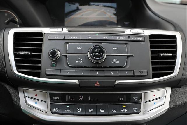 Photo of 2014 Tiger Eye Pearl Honda Accord