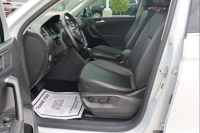 Photo of 2019 Platinum Gray Metallic Volkswagen Tiguan
