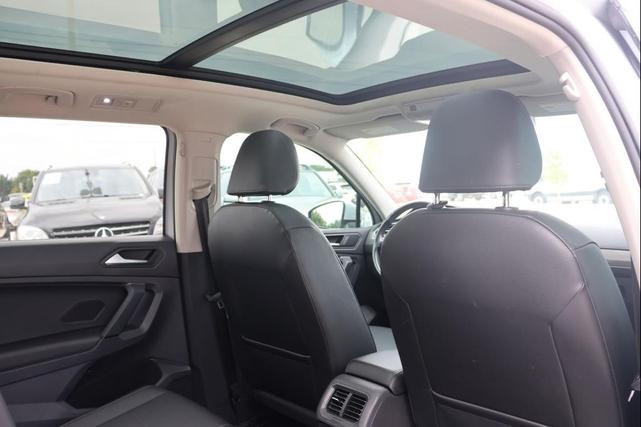 Photo of 2019 Platinum Gray Metallic Volkswagen Tiguan