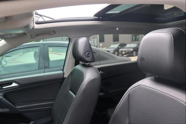 Photo of 2019 Platinum Gray Metallic Volkswagen Tiguan