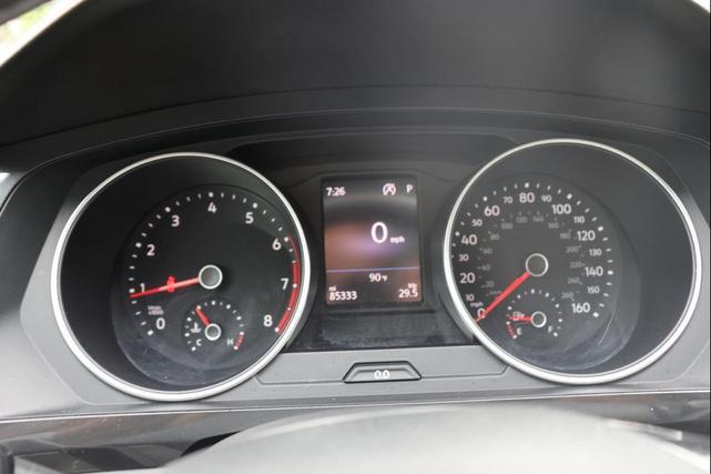 Photo of 2019 Platinum Gray Metallic Volkswagen Tiguan