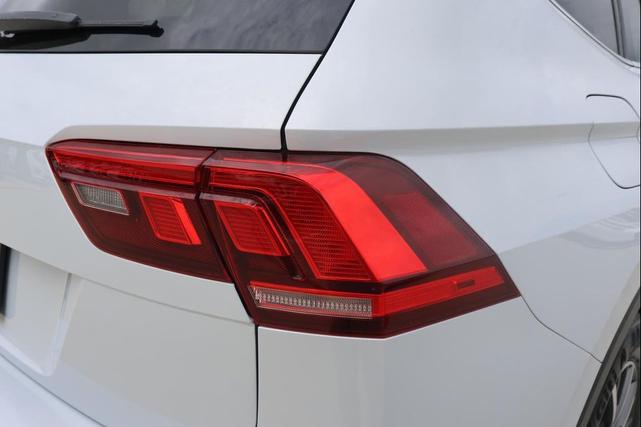 Photo of 2019 Platinum Gray Metallic Volkswagen Tiguan