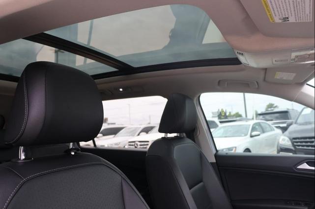 Photo of 2019 Platinum Gray Metallic Volkswagen Tiguan