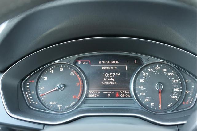 Photo of 2019 WHITE Audi Q5
