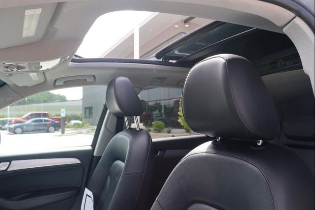 Photo of 2015 GRAY Audi Q5