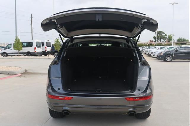 Photo of 2015 GRAY Audi Q5