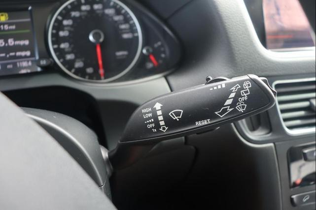 Photo of 2015 GRAY Audi Q5