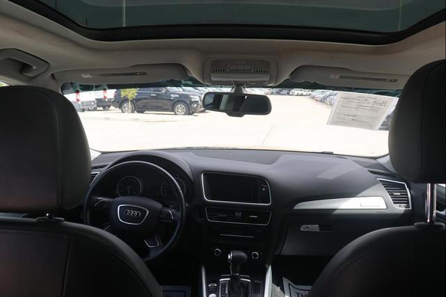 Photo of 2015 GRAY Audi Q5