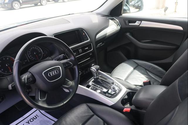 Photo of 2015 GRAY Audi Q5