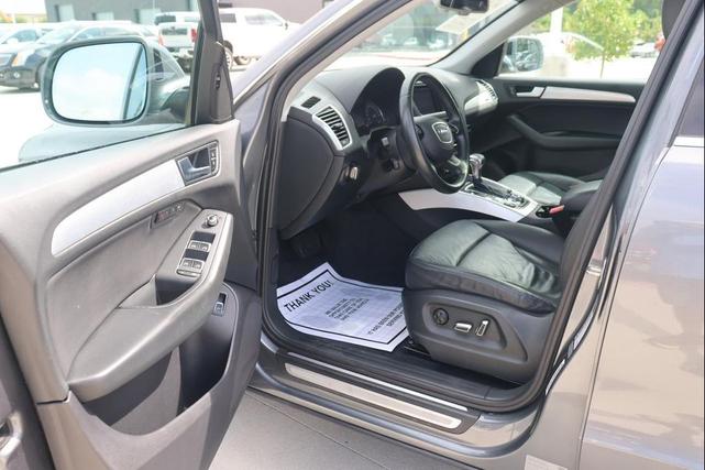 Photo of 2015 GRAY Audi Q5