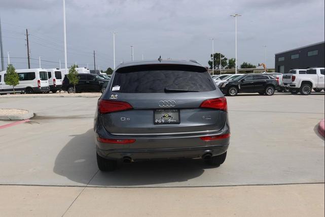 Photo of 2015 GRAY Audi Q5