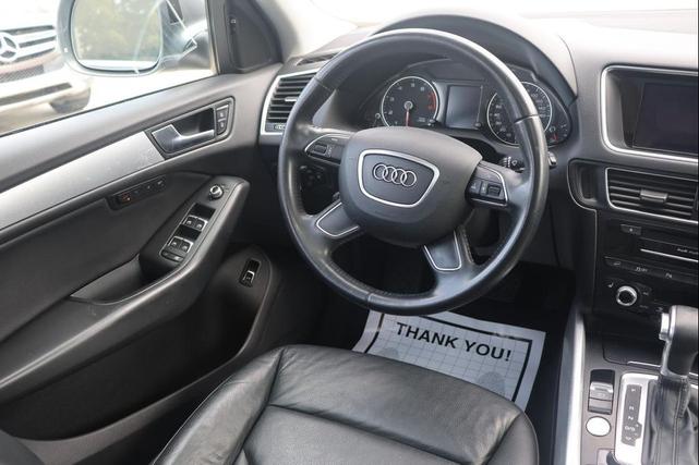 Photo of 2015 GRAY Audi Q5