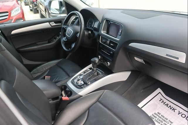 Photo of 2015 GRAY Audi Q5