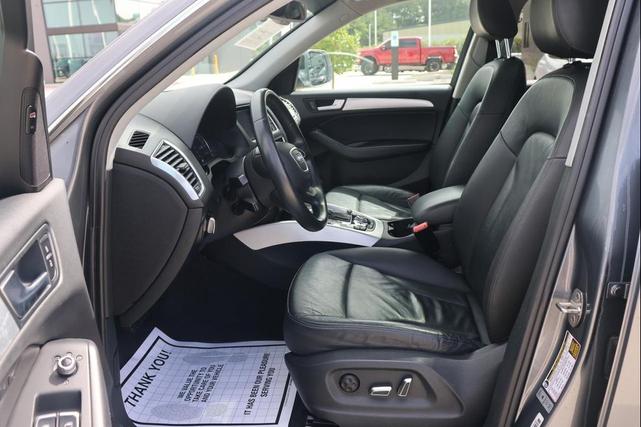 Photo of 2015 GRAY Audi Q5