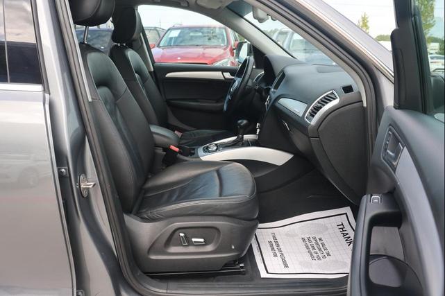 Photo of 2015 GRAY Audi Q5