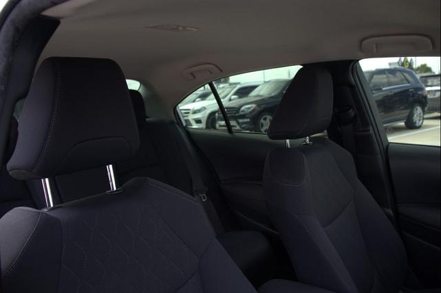 Photo of 2020 Classic Silver Metallic Toyota Corolla