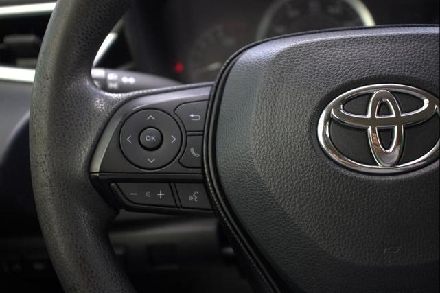 Photo of 2020 Classic Silver Metallic Toyota Corolla
