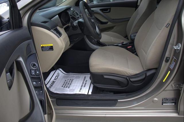 Photo of 2020 Classic Silver Metallic Toyota Corolla