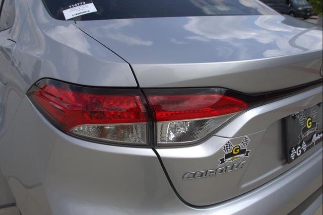 Photo of 2020 Classic Silver Metallic Toyota Corolla