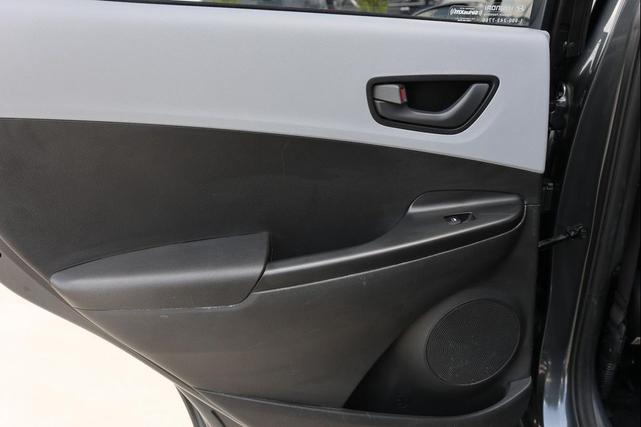Photo of 2020 Thunder Gray Hyundai KONA