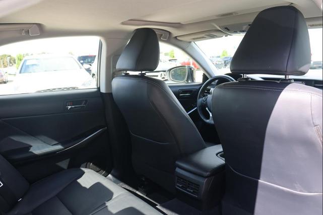 Photo of 2014 Obsidian Lexus IS 250