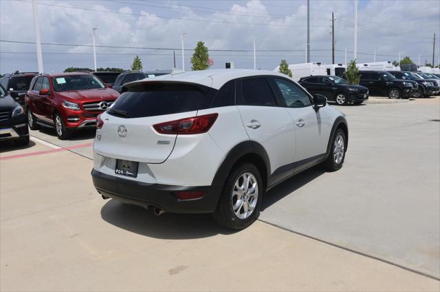 Photo of 2016 Ceramic Silver Metallic Mazda CX-3