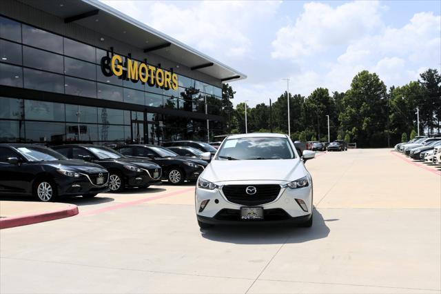 Photo of 2016 Ceramic Silver Metallic Mazda CX-3