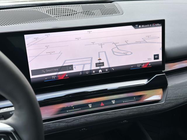 Photo of 2024 Dark Graphite Metallic BMW i5