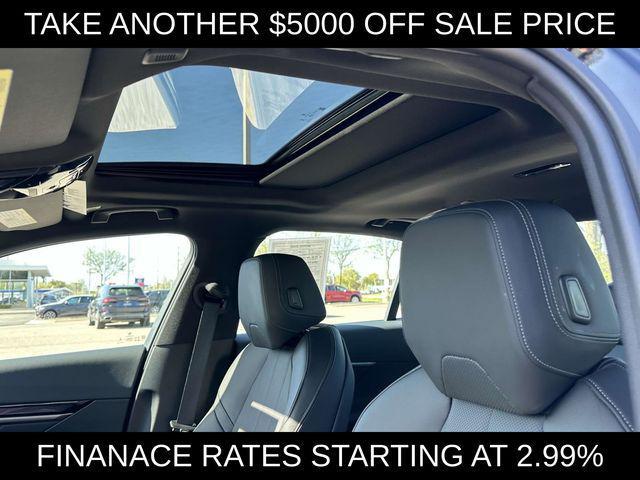 Photo of 2024 Black Sapphire Metallic BMW i5