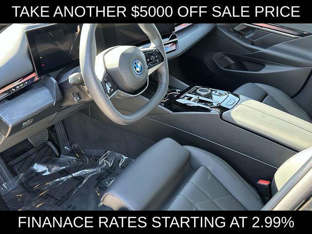 Photo of 2024 Black Sapphire Metallic BMW i5