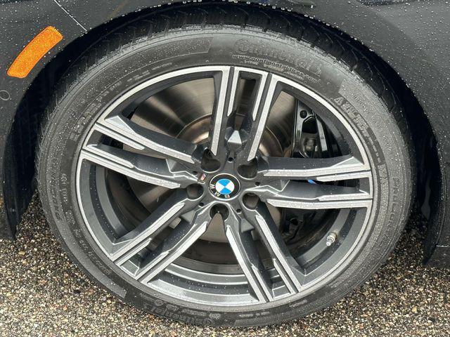 Photo of 2023 Black Sapphire Metallic BMW M850