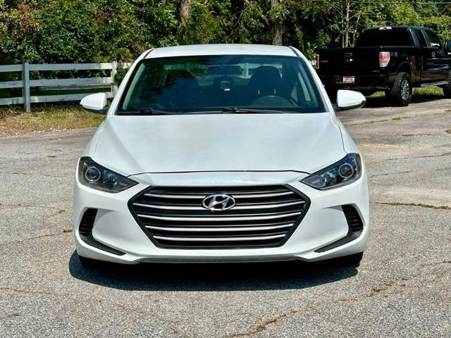 Photo of 2018 Quartz White Pearl Hyundai ELANTRA