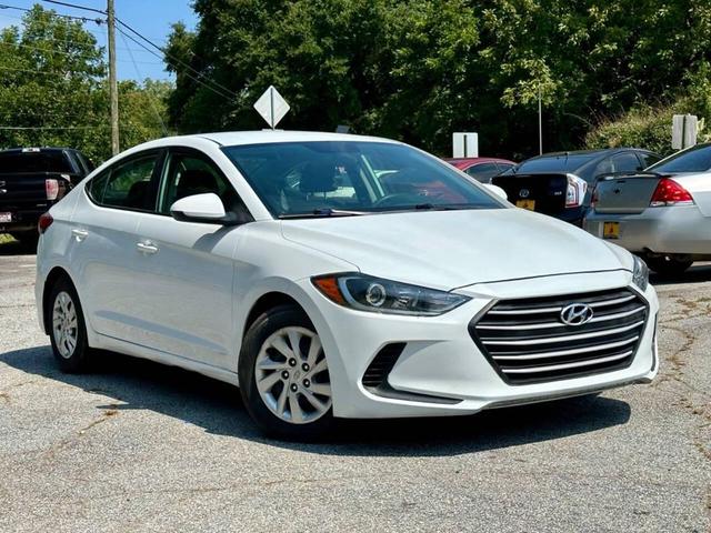 Photo of 2018 Quartz White Pearl Hyundai ELANTRA