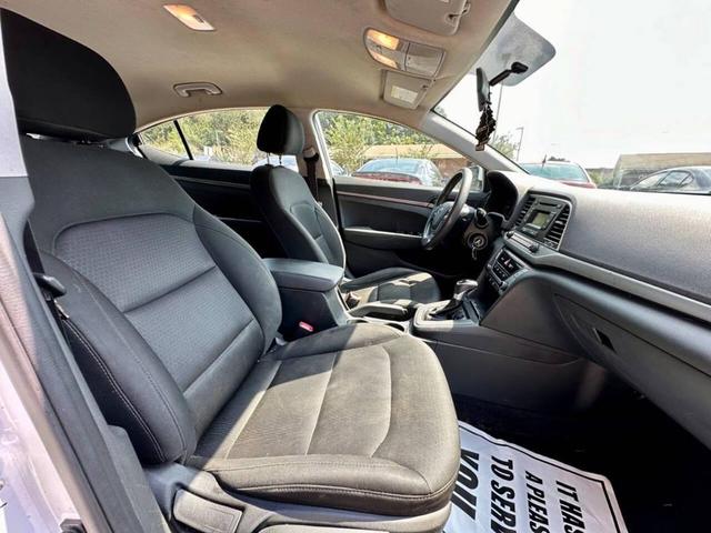Photo of 2018 Quartz White Pearl Hyundai ELANTRA