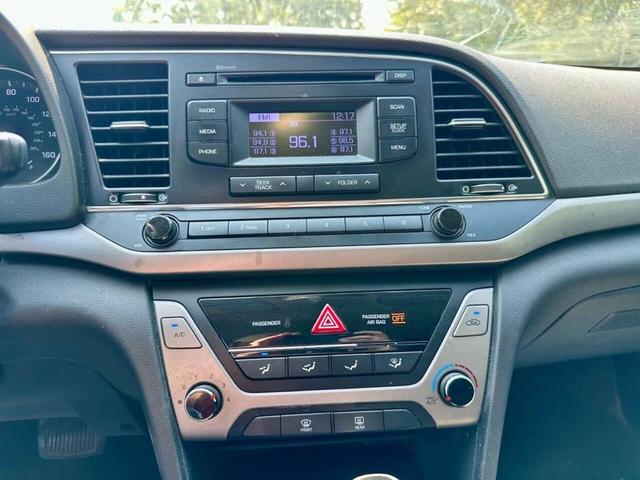 Photo of 2018 Quartz White Pearl Hyundai ELANTRA