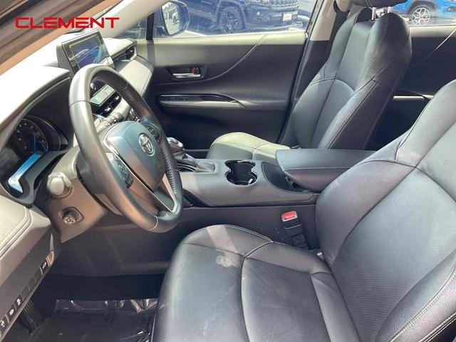 Photo of 2024 Black Toyota Venza